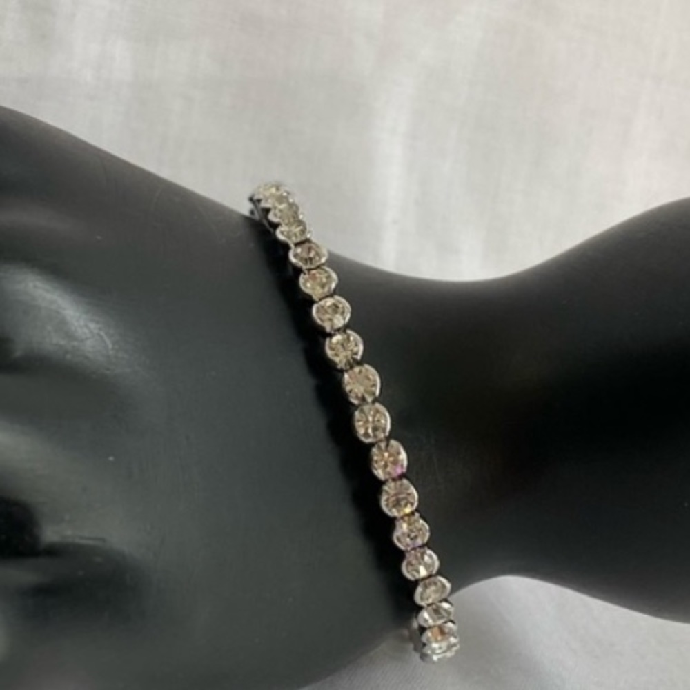 5๐ Sparkly Silver Australian Crystal /CODE: WB-42 - Picture 1 of 8